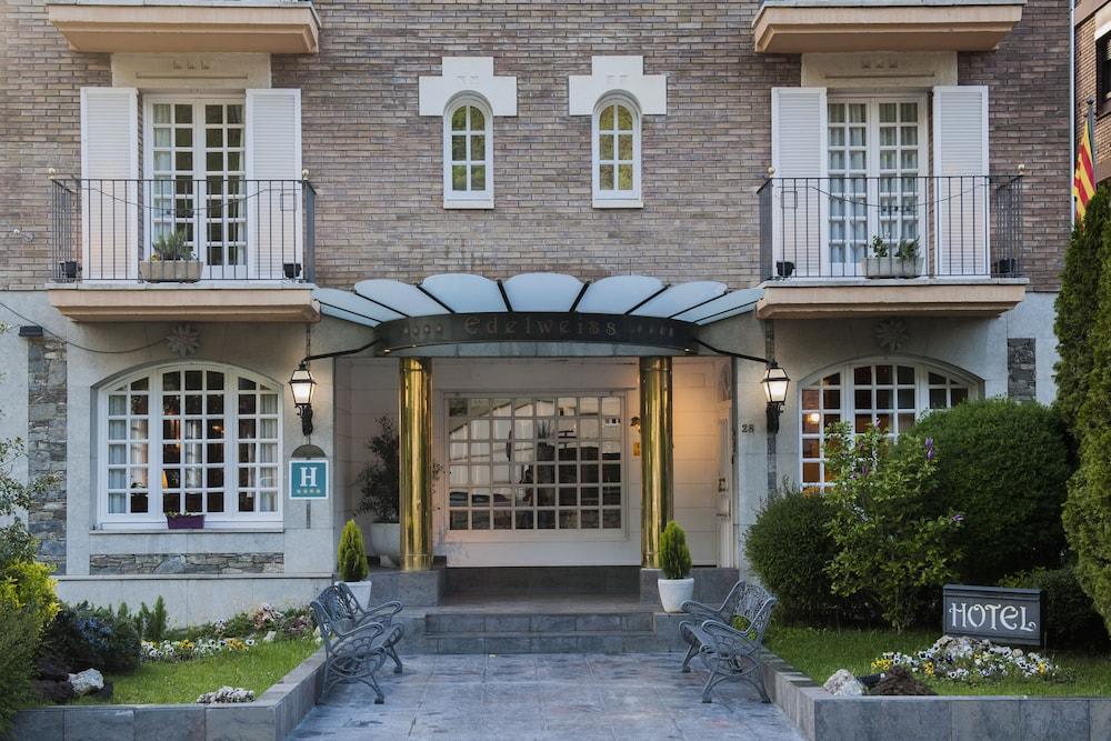 EDELWEISS CAMPRODON HOTEL 1