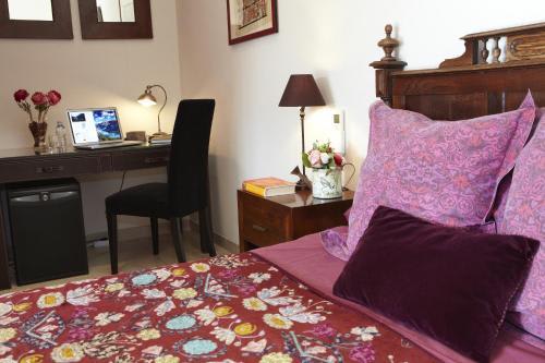 El Racó de Madremanya - Adults only 1