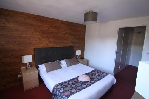 Logis Hotel Le Lac 2