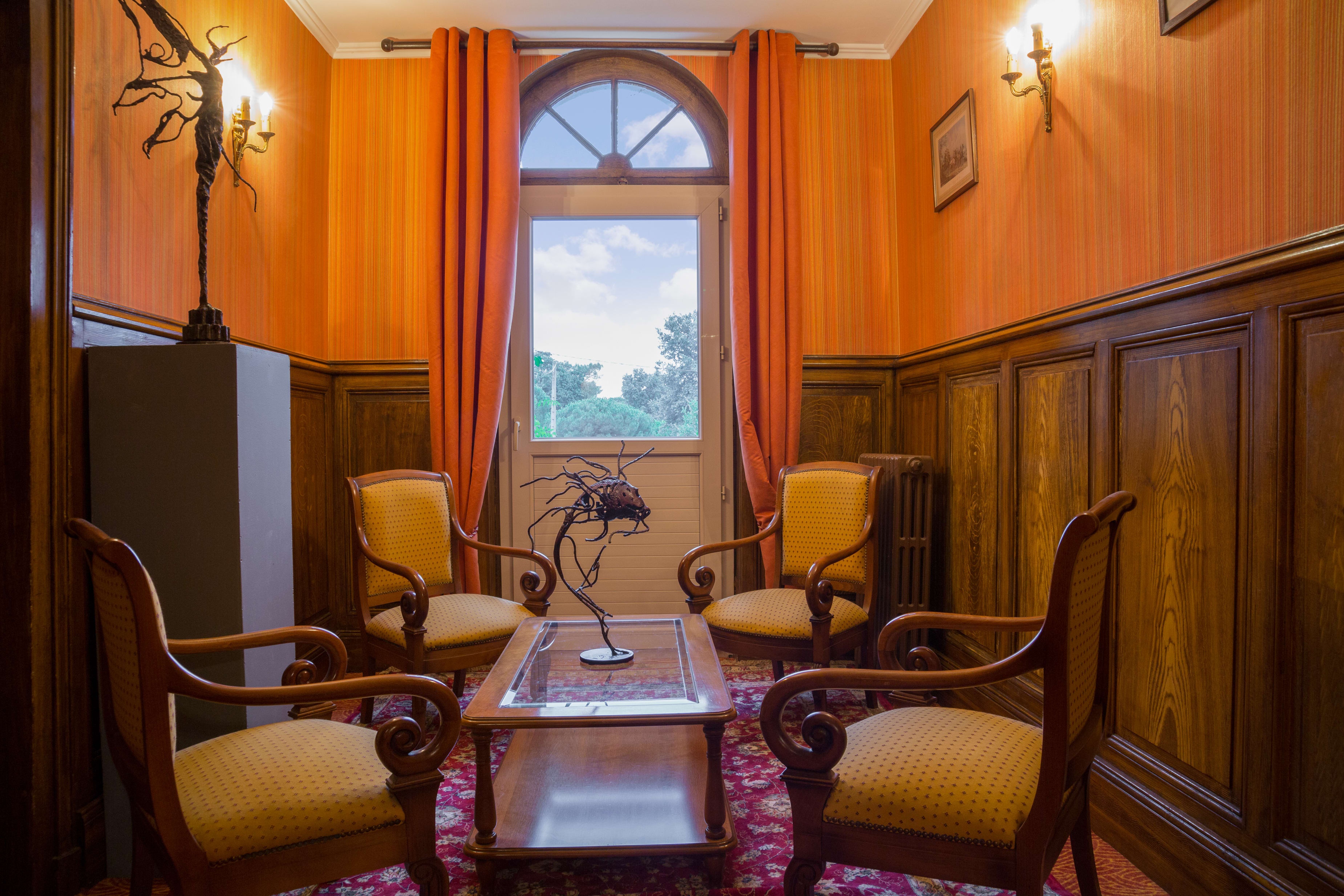 Hôtel The Originals Résidence de Rohan (EX RELAIS DU SILENCE) 4