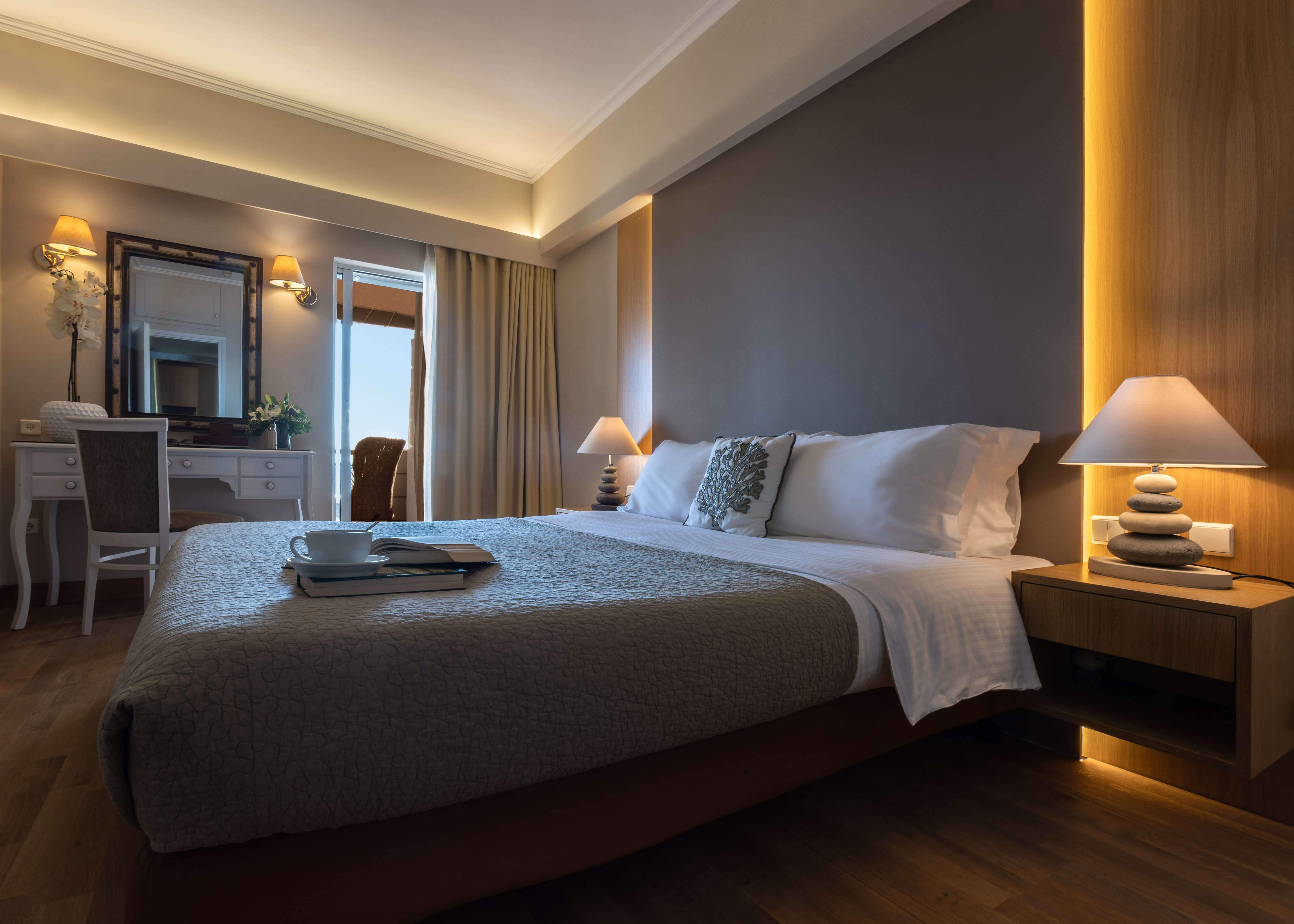 Coral Hotel Athens 1