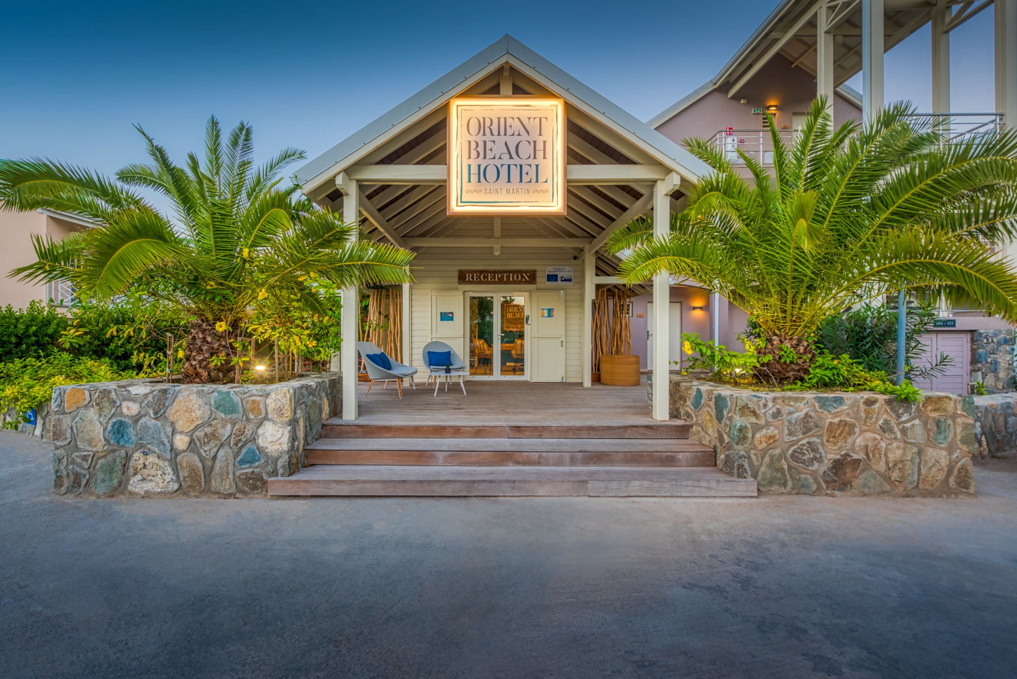 Orient Beach Hotel 4