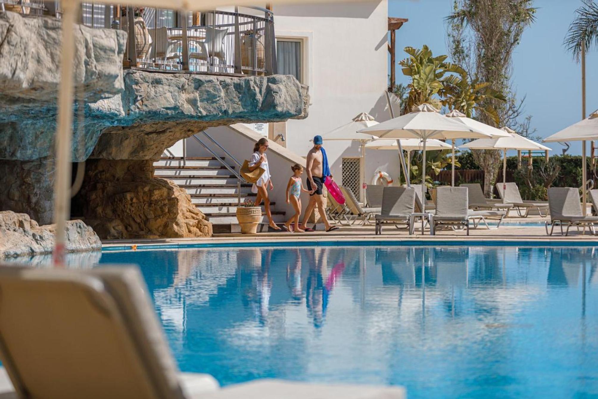 Louis Althea Beach 3