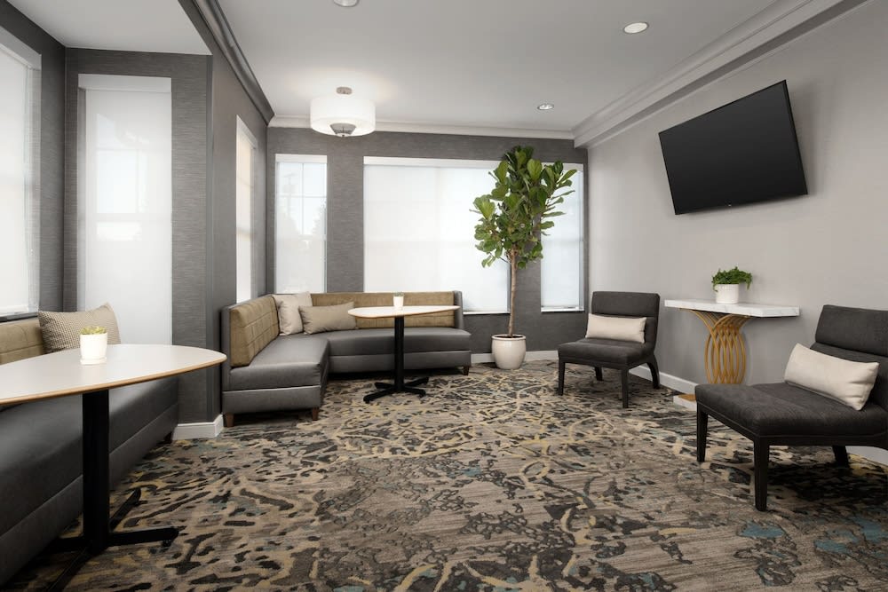 Residence Inn by Marriott Fayetteville Cross Creek 2