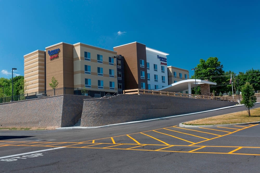 Fairfield Inn & Suites by Marriott Geneva Finger Lakes 1