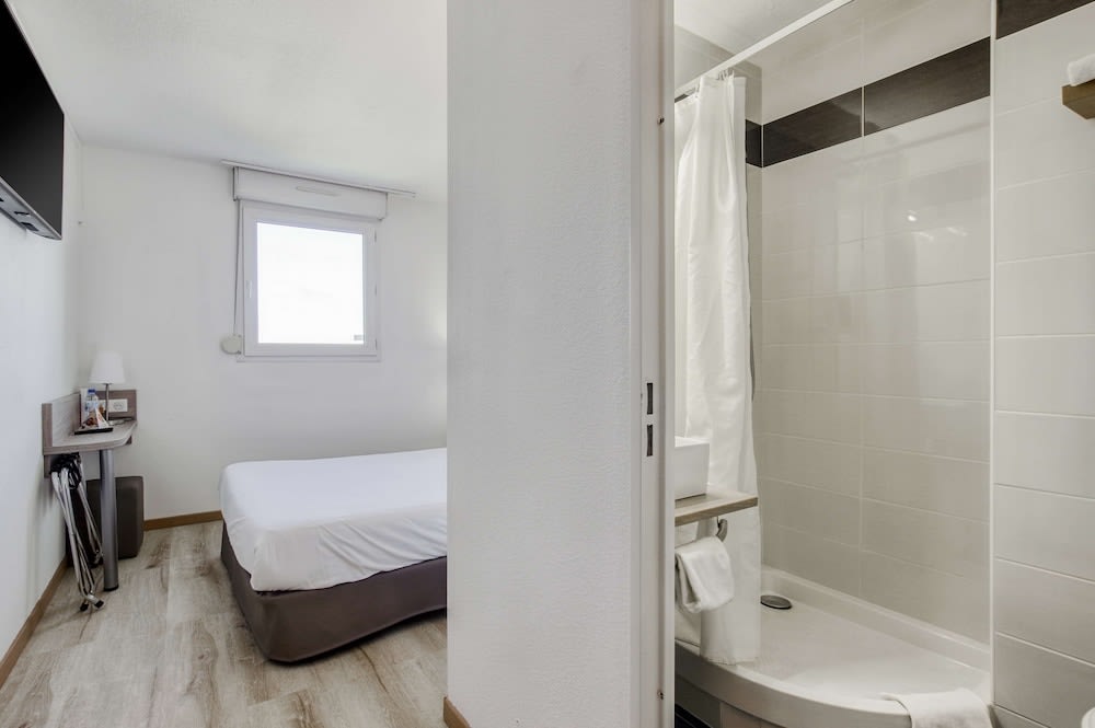 Brit Hotel Clermont-lʼHérault 1