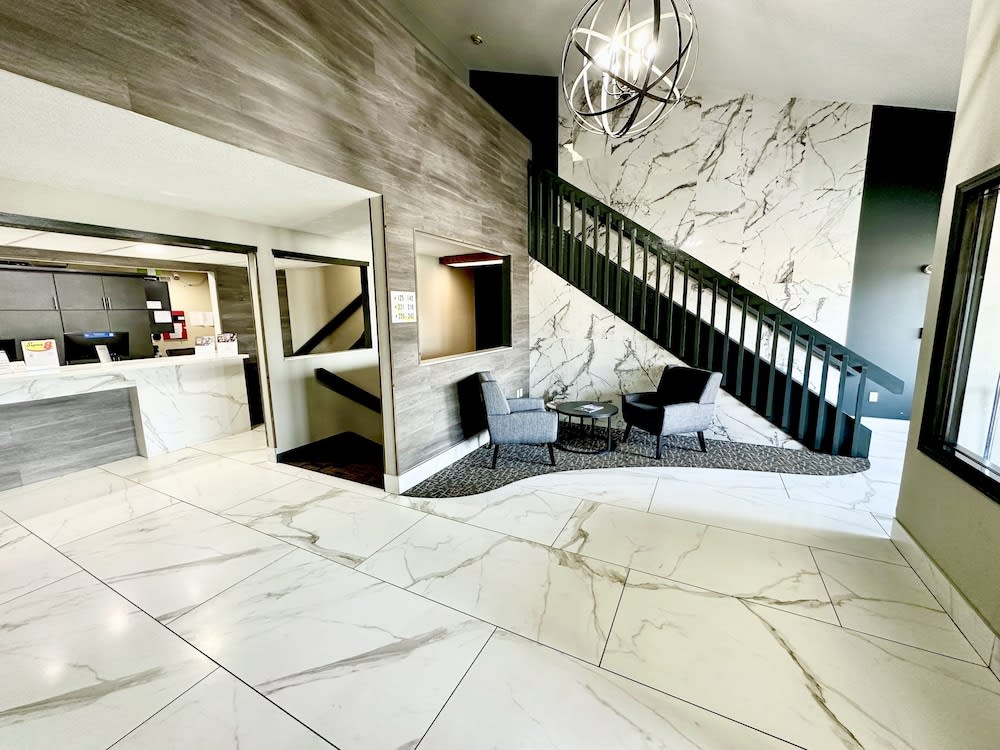 Super 8 by Wyndham Columbia Clark Lane 2