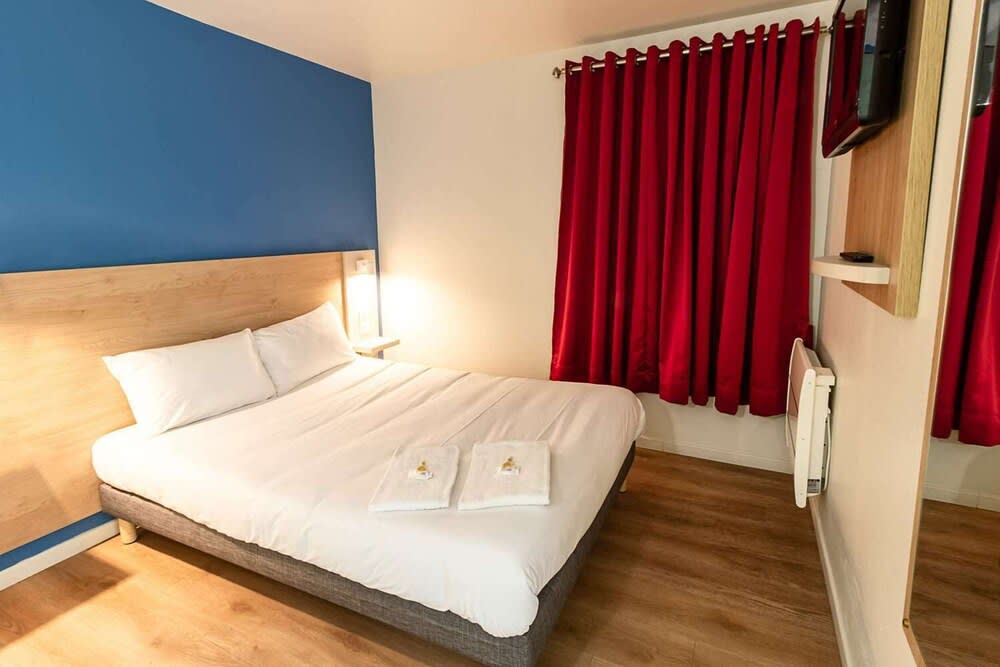 BRIT Hotel Rouen Nord - Barentin 1