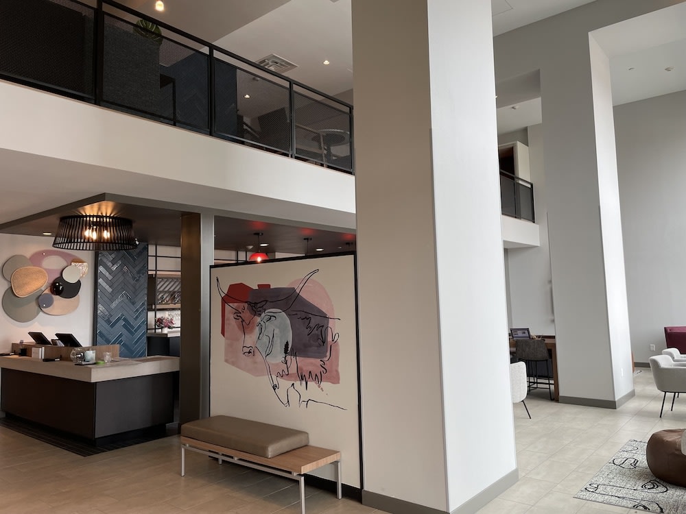 Atwell Suites AUSTIN AIRPORT by IHG 2