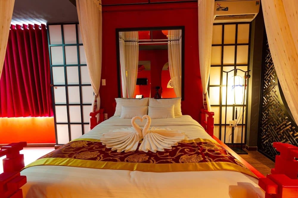 Language Exchange Hotel 3 1