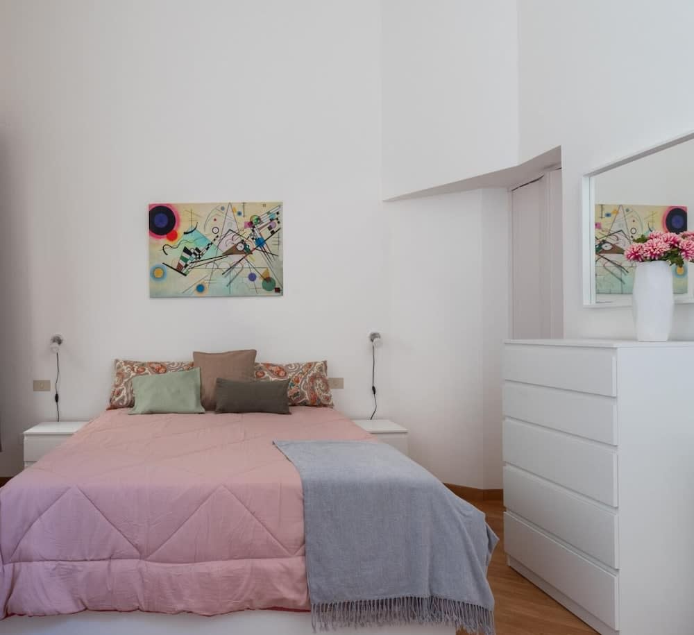 Lungarini Apartment - Historic Kalsa 2