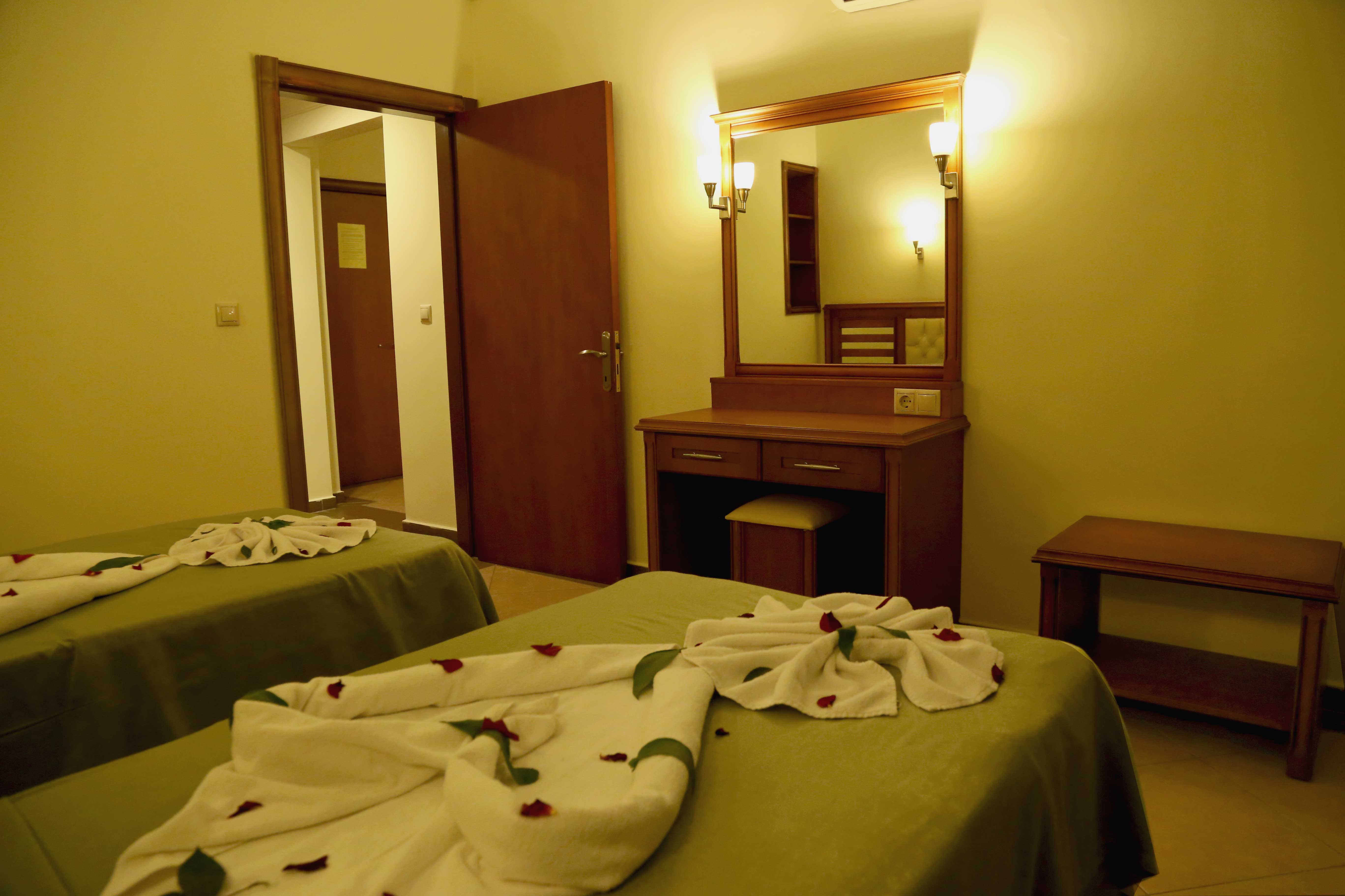 Club Karakas Apart Otel 1