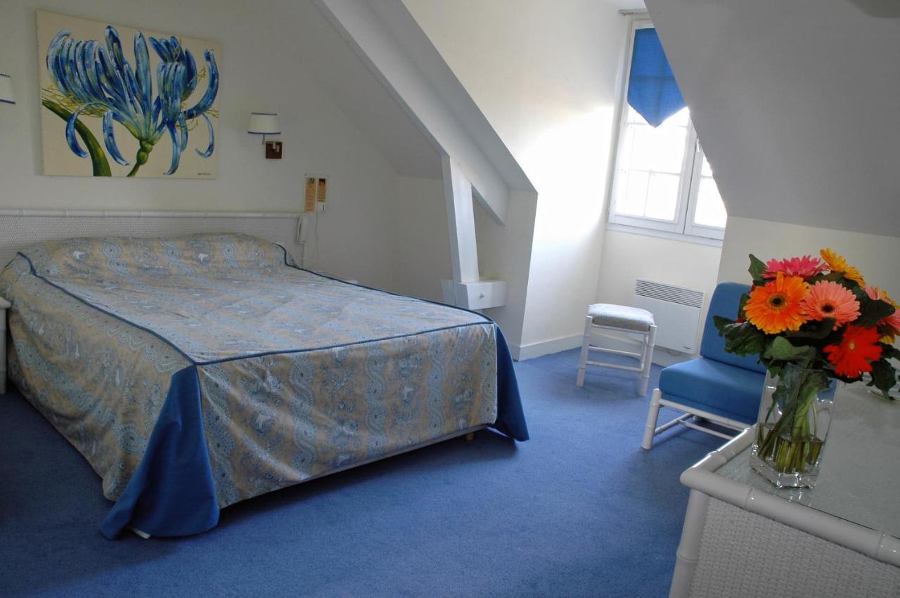 Logis Hotels Auberge Du Centre Chateaux de la Loire 1