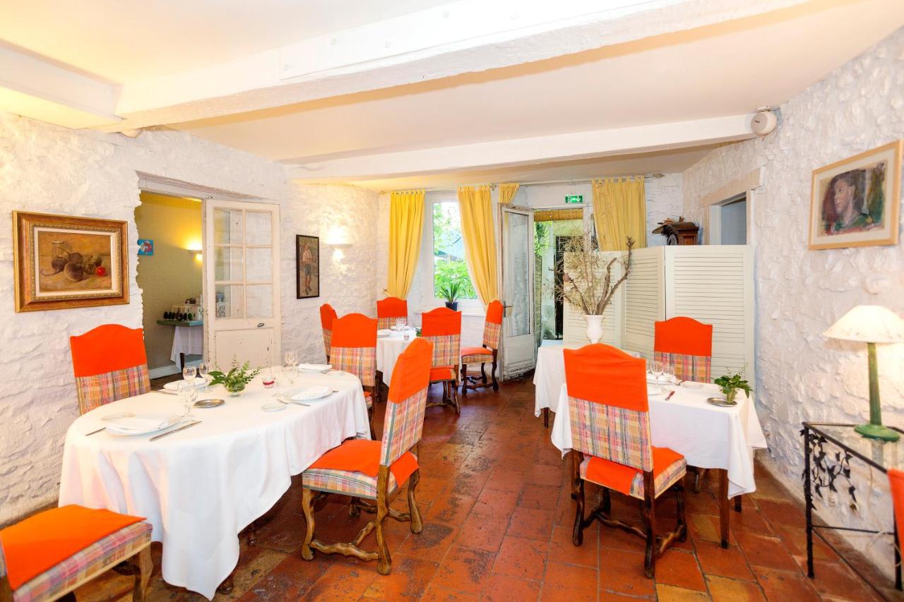 Logis Hôtels - Hôtel Restaurant du Midi 1