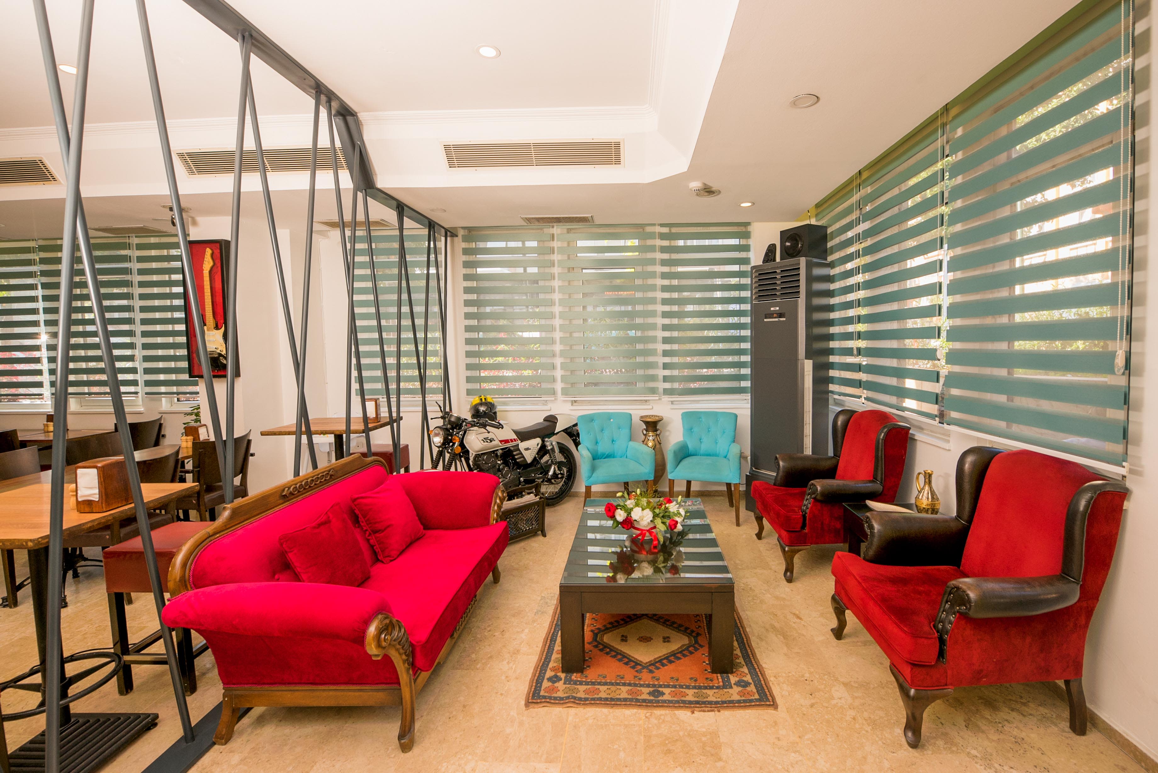 Mera Park Hotel 1