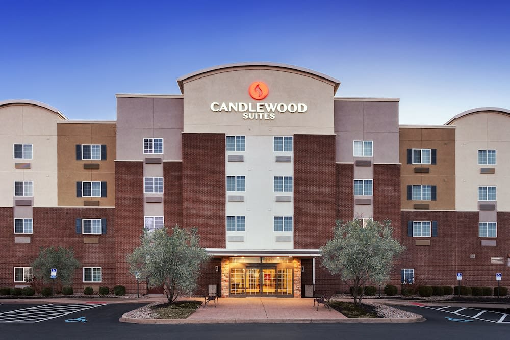 Candlewood Suites LOUISVILLE NORTH by IHG 1