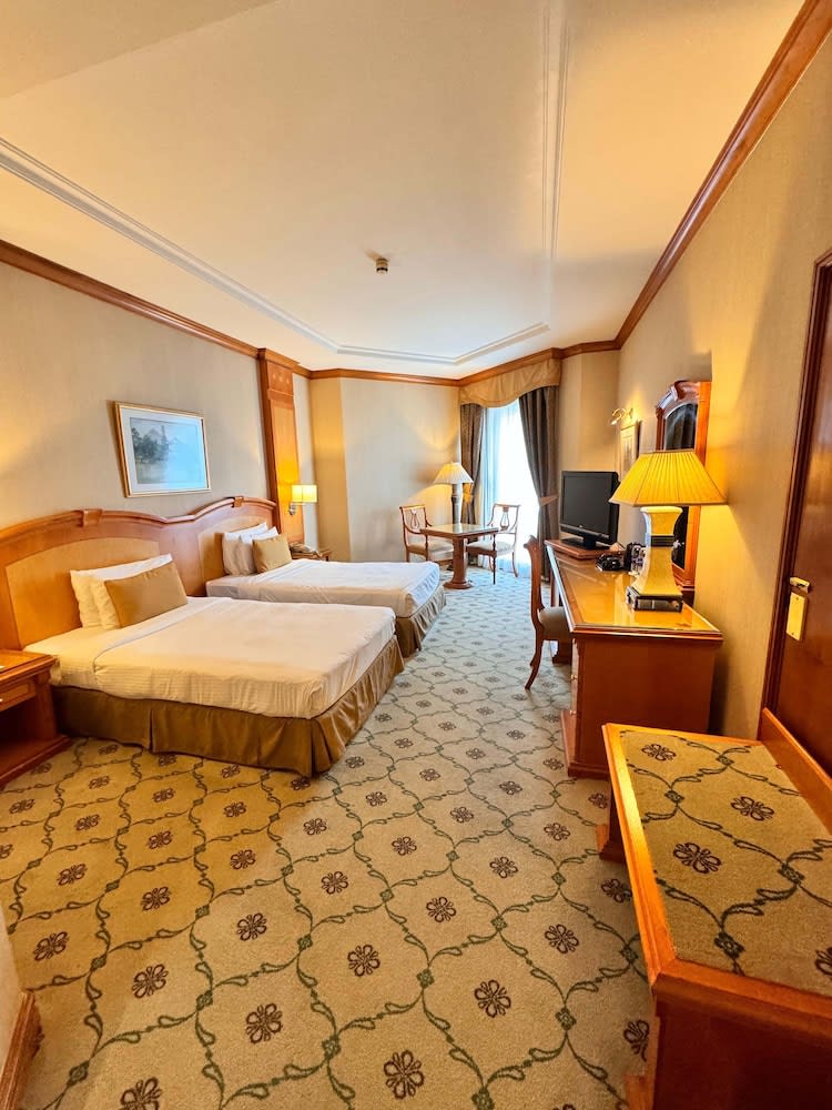 Knight Castle Hotel - Formerly known as Carlton Palace Hotel 2