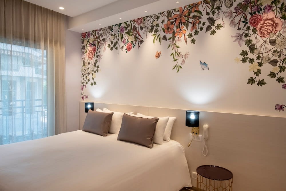 Résidence Hôtelière Chambord au coeur de Menton - entièrement rénovée 2