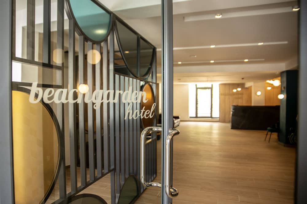 Beach Garden Hotel 3