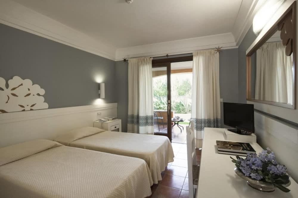 Tranquil Lantana Resort 2 Bedroom Apartments for 7 people 2