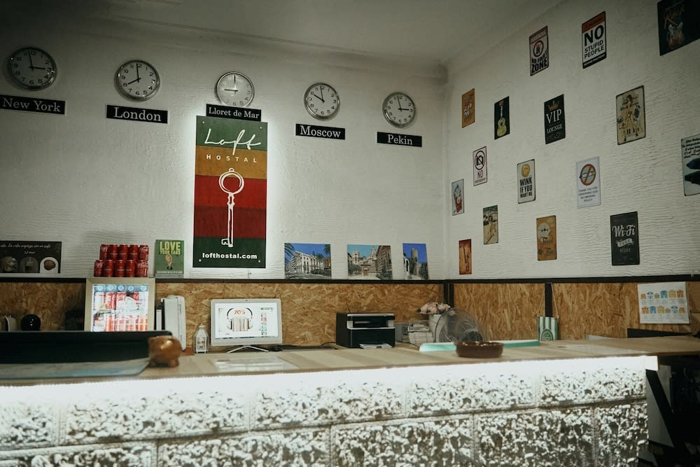 LOFT HOSTAL Group 2