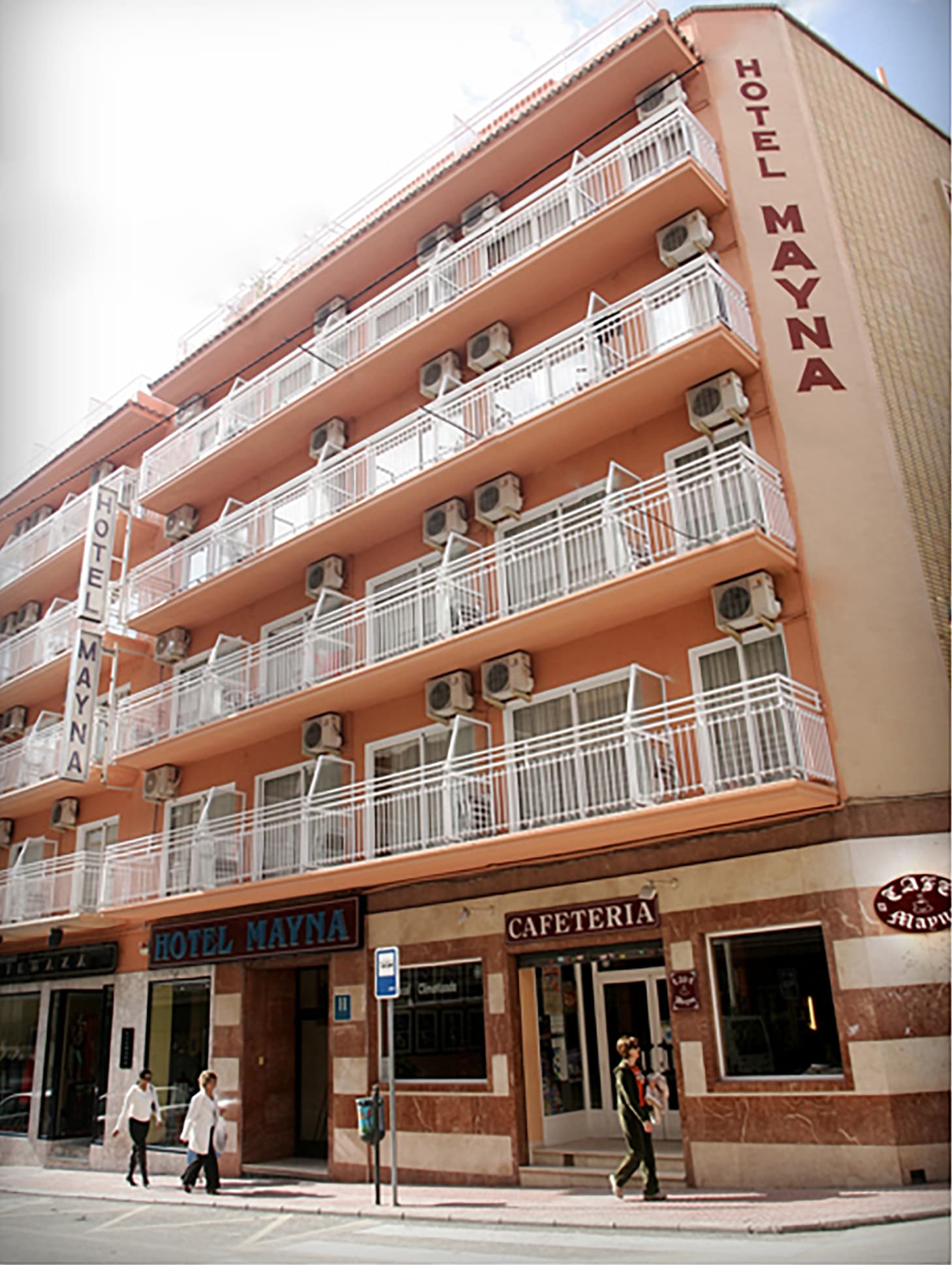 Hotel Mayna 1
