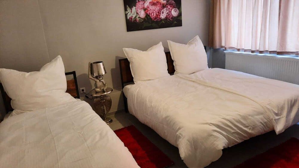 Niehler Hotel 1