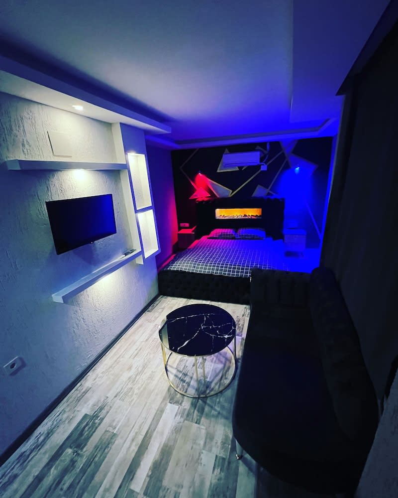 Aden otel 2