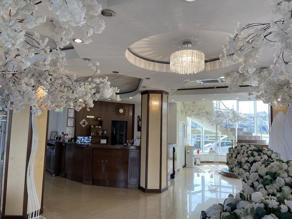 Hotel Select 2