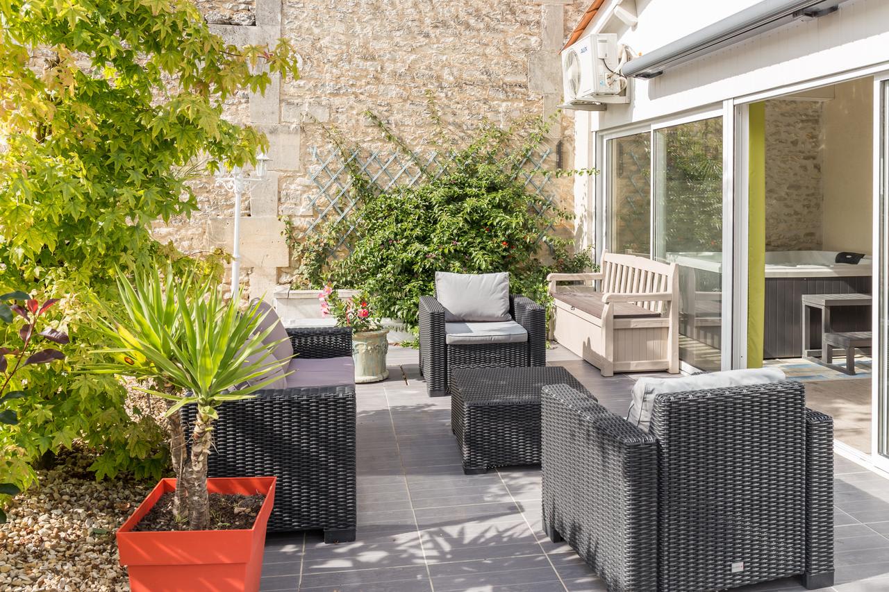 Logis Hôtel L'Oliveraie 1