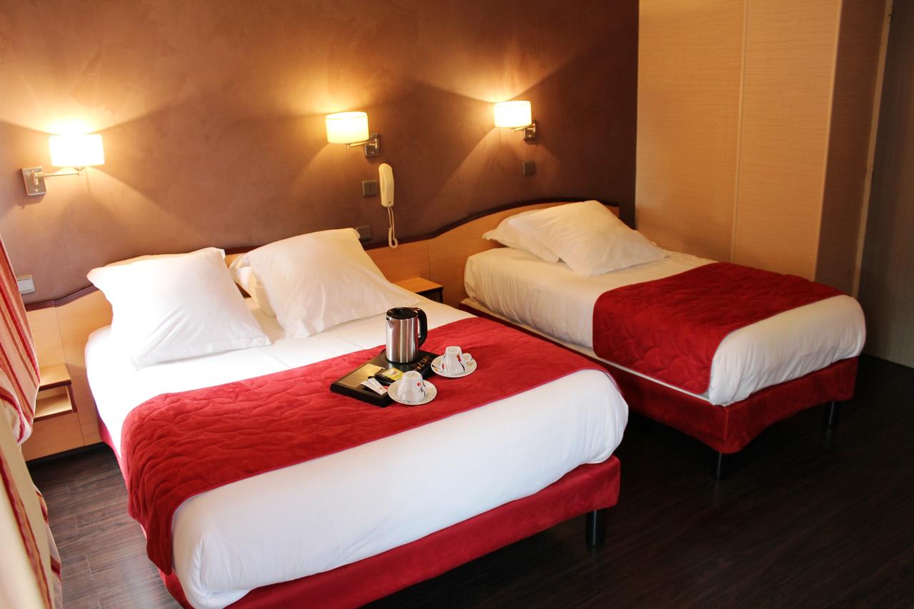 Logis Hôtel Restaurant Azalées 5