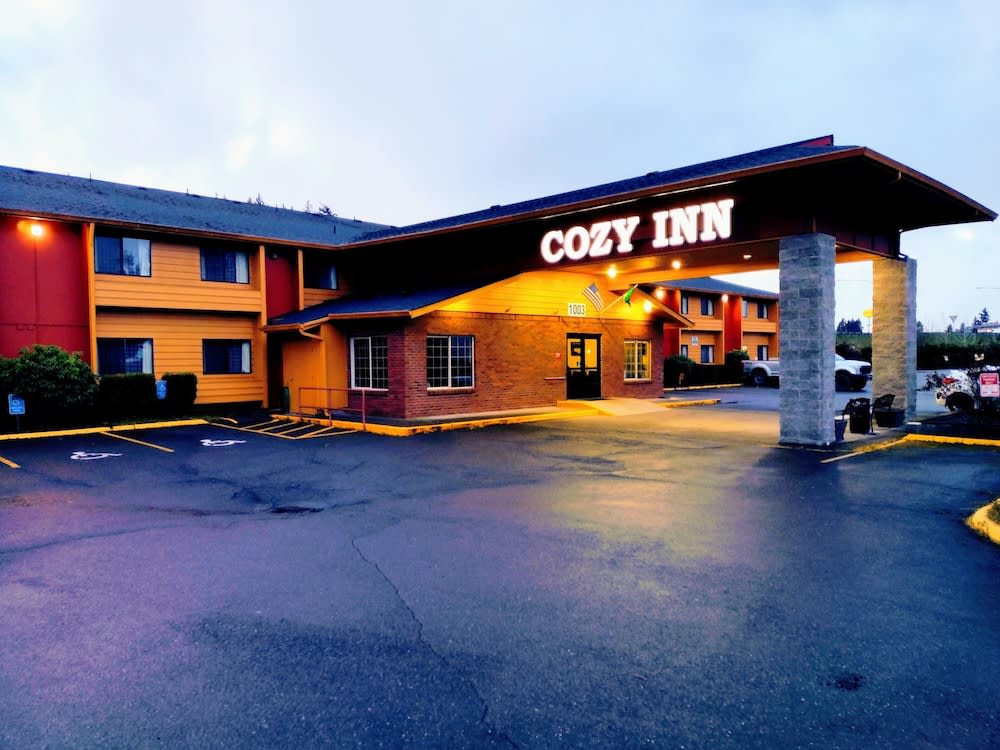 Cozy Inn 1