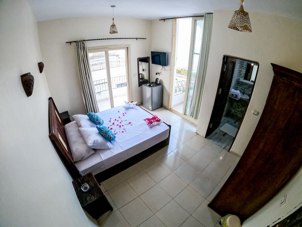 Dahab Bay hotel 1