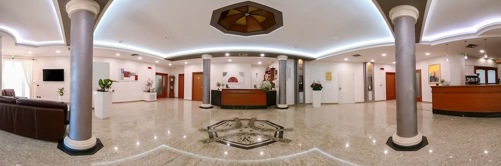 San Raffaele Hotel Restaurant & Resort 2