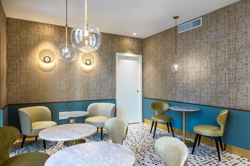 Acca Hotel 1