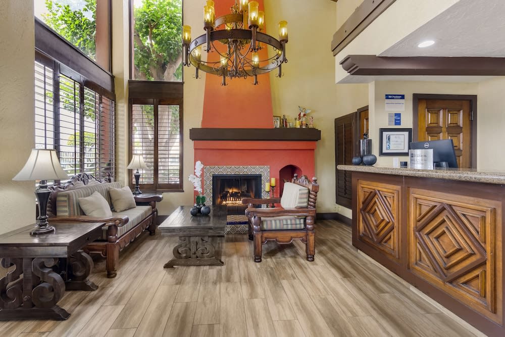 Best Western Americana Inn 2