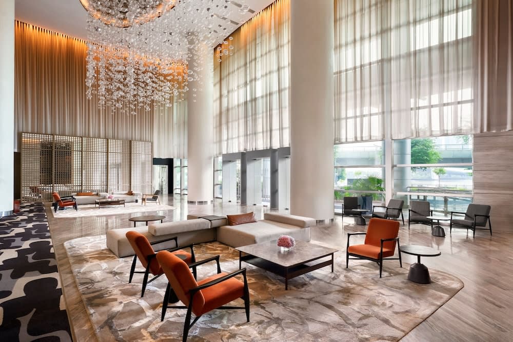 Le Méridien Saigon 2