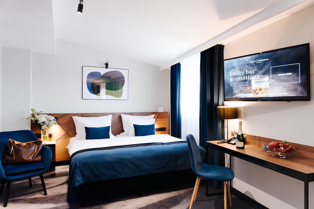 Ascot Premium Hotel 1