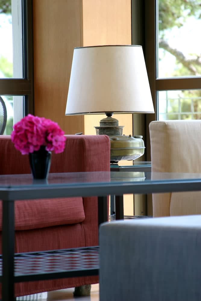 Kalamaki Beach Resort 4