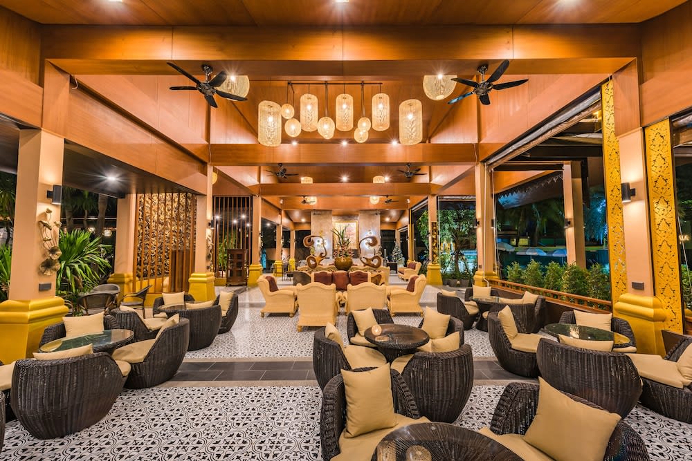 Princess Kamala Beachfront Hotel - SHA Extra Plus 4