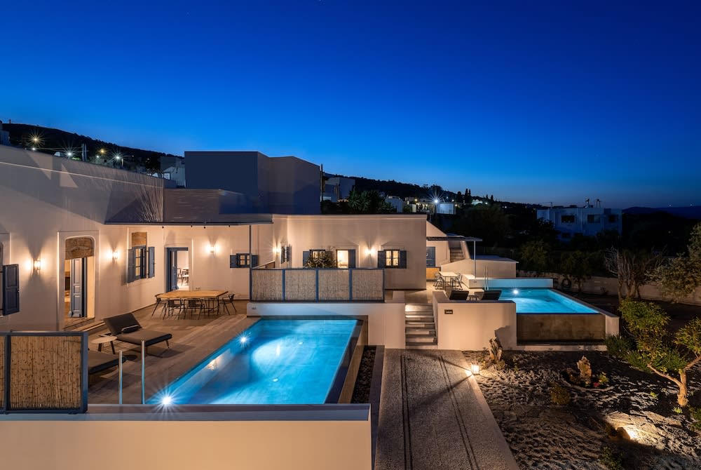 Kalathos Square luxury suites 1