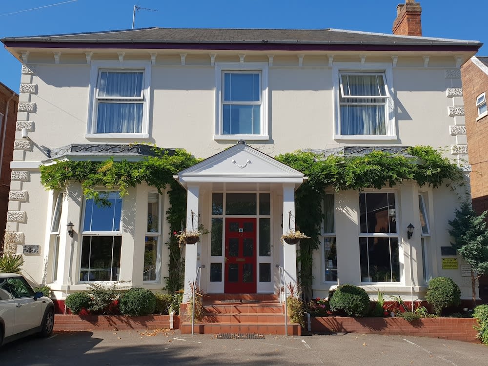 Victoria Park Lodge 1