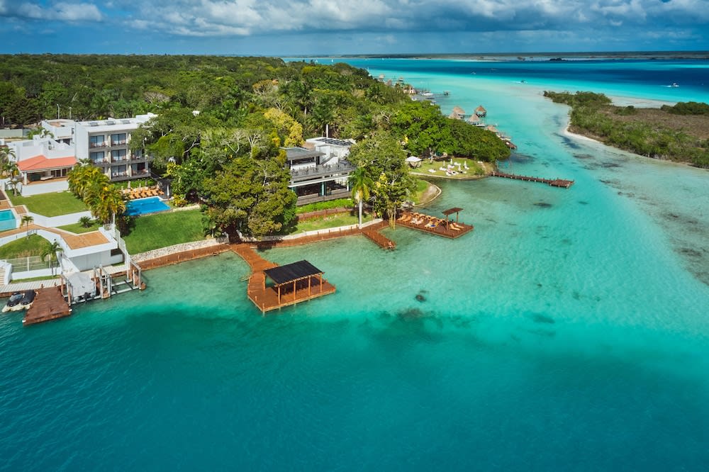 Cristalino Lagoon Front Hotel, Restaurant & Spa 1