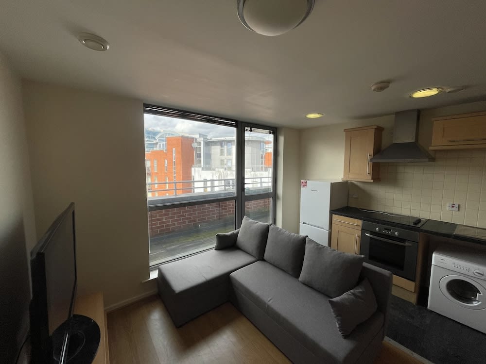 Immaculate 2-bed Duplex Apartment in Leeds 1