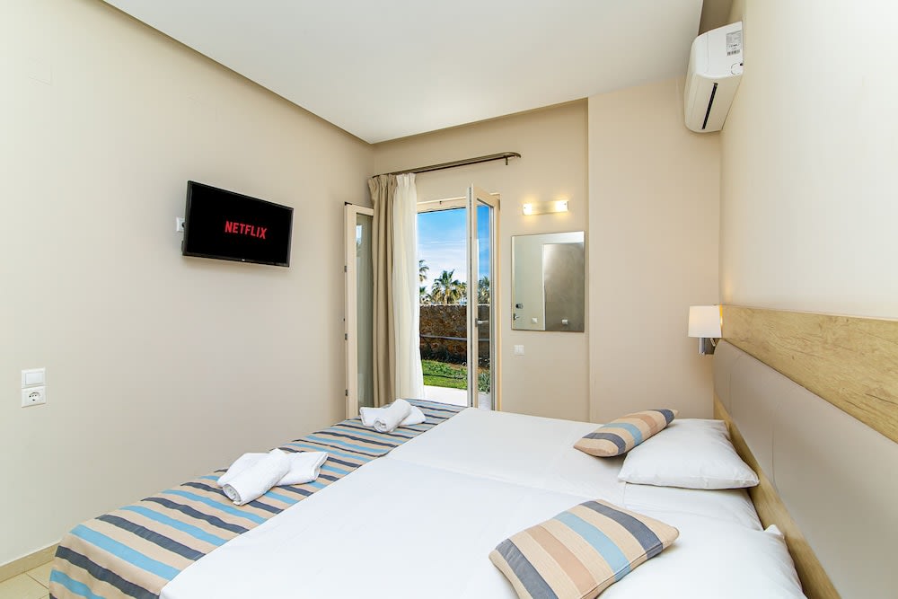 Theo Star Beach Hotel 4