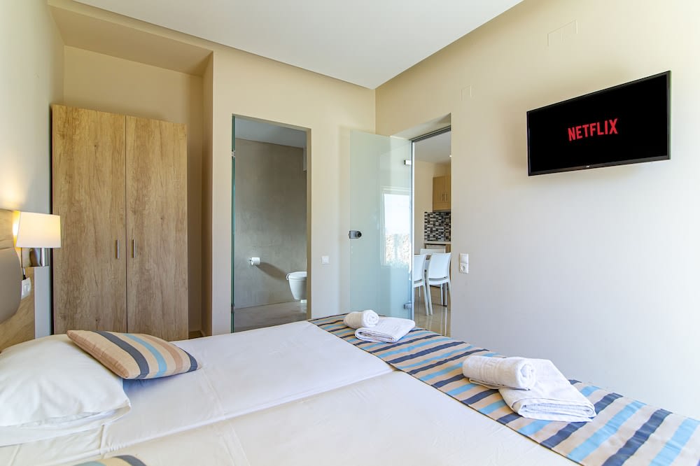 Theo Star Beach Hotel 3