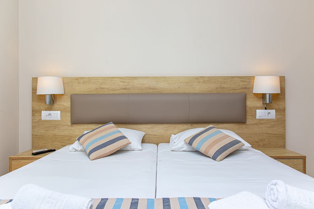 Theo Star Beach Hotel 2