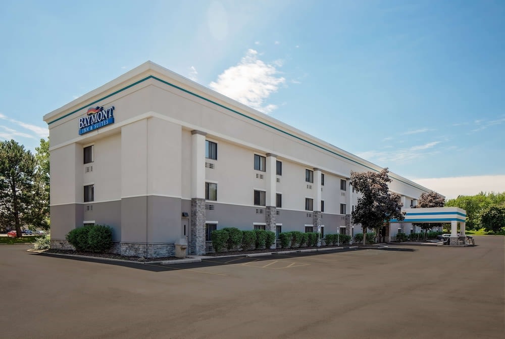 Baymont by Wyndham Detroit Airport/Romulus 1