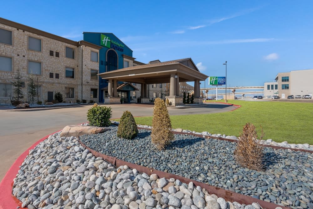Holiday Inn Express & Suites OKLAHOMA CITY NW-QUAIL SPRINGS by IHG 1