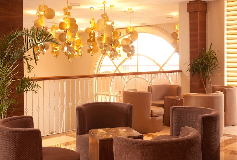 Coral Sea Holiday Resort and Aqua Park 5